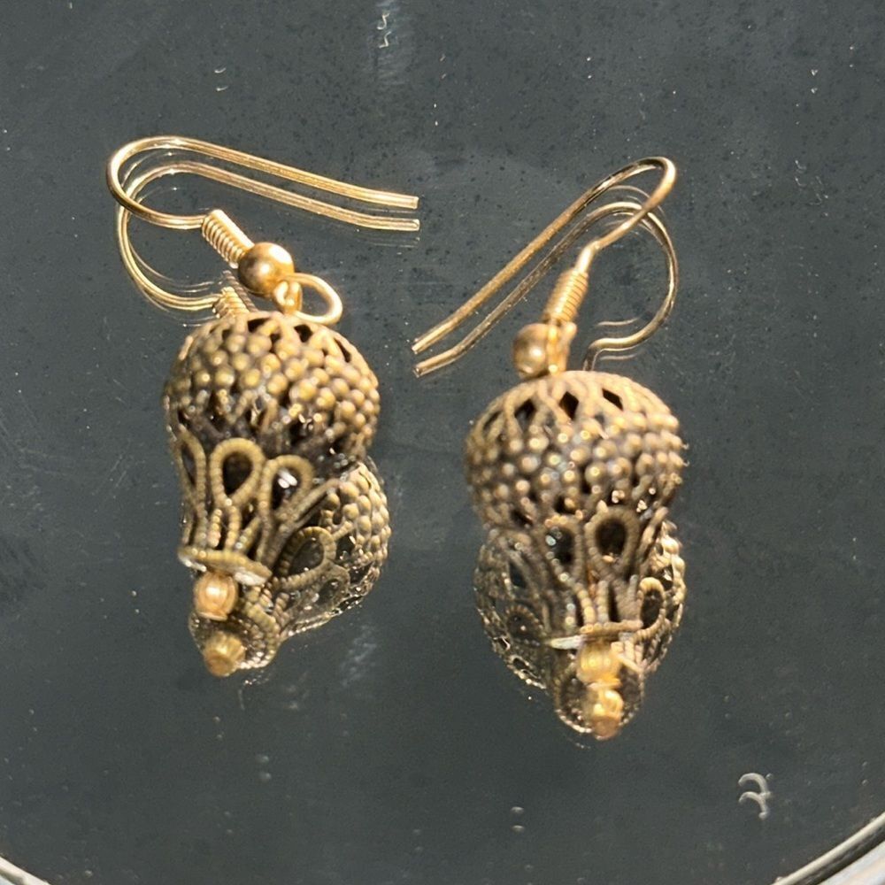 Boho Vintage‎ antique gold filigree drop wire earrings